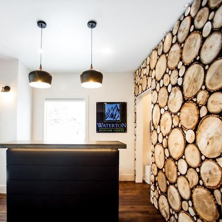 Waterton Glacier Suites Экстерьер фото