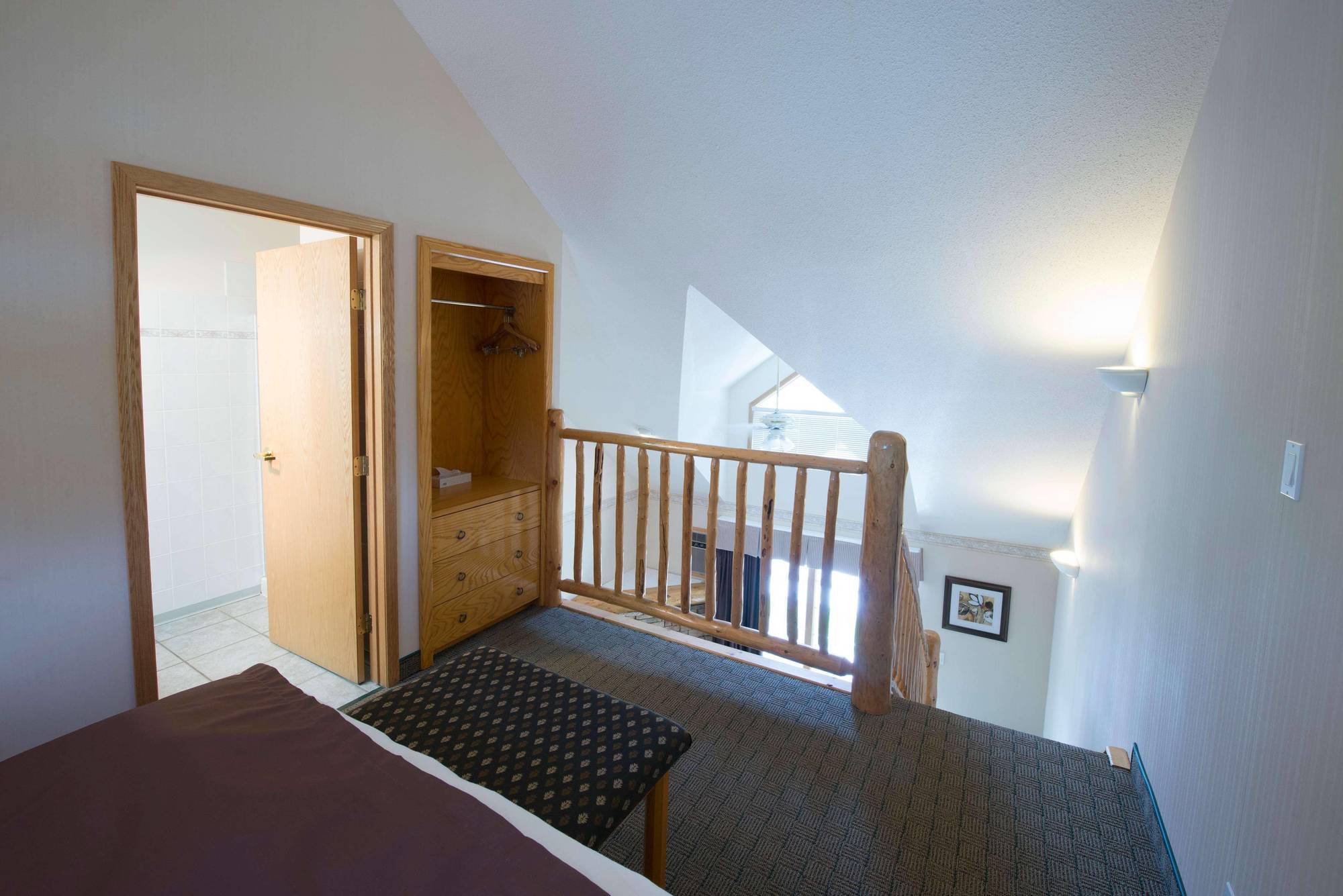 Waterton Glacier Suites Экстерьер фото